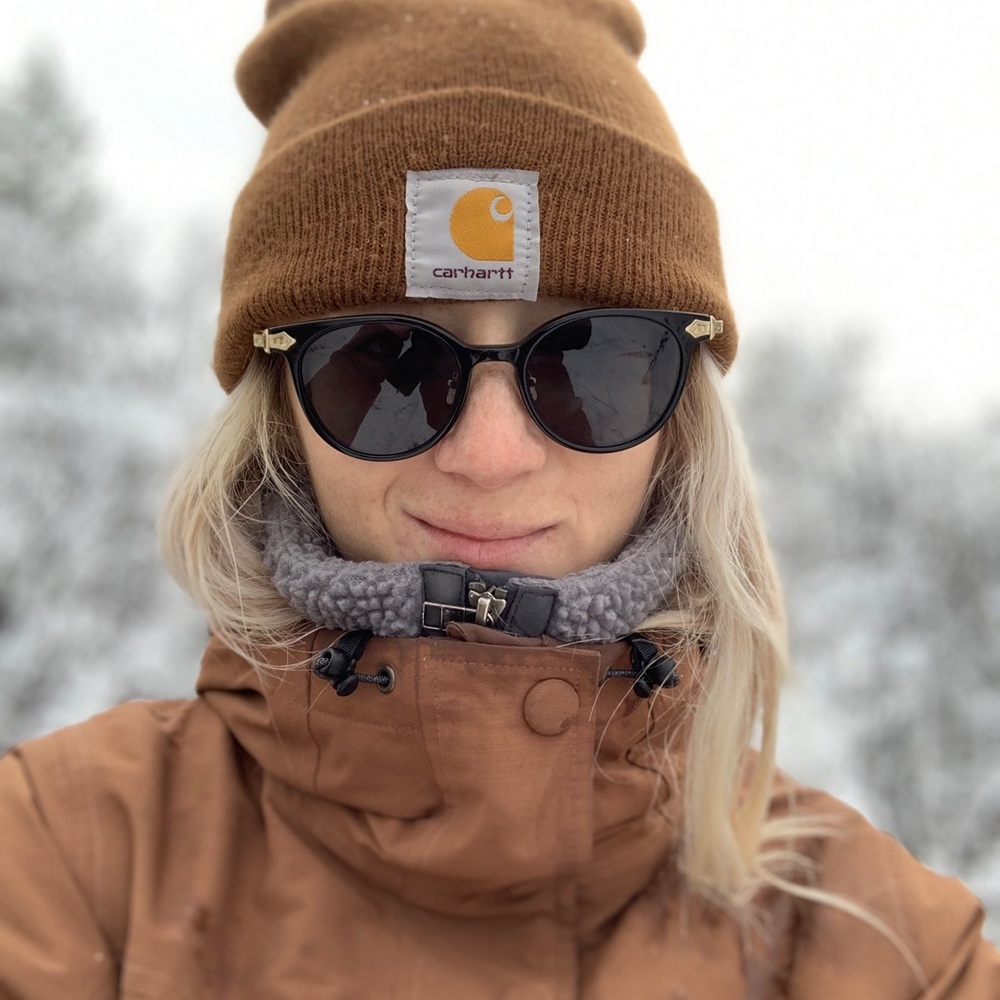 Meet your Posher, Joelle